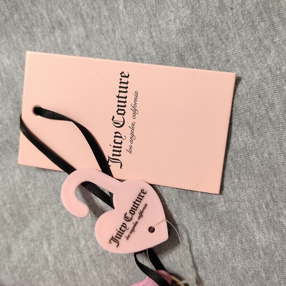 💗 NWT Juicy Couture Heart Coin Purse / Wristlet – Pink Logo Print - Picture 2 of 10